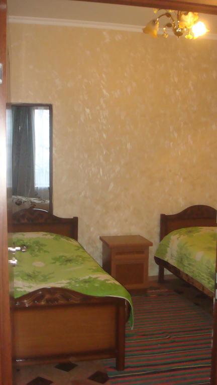 Saro B&B And Safari Tours Tat'ev Bagian luar foto