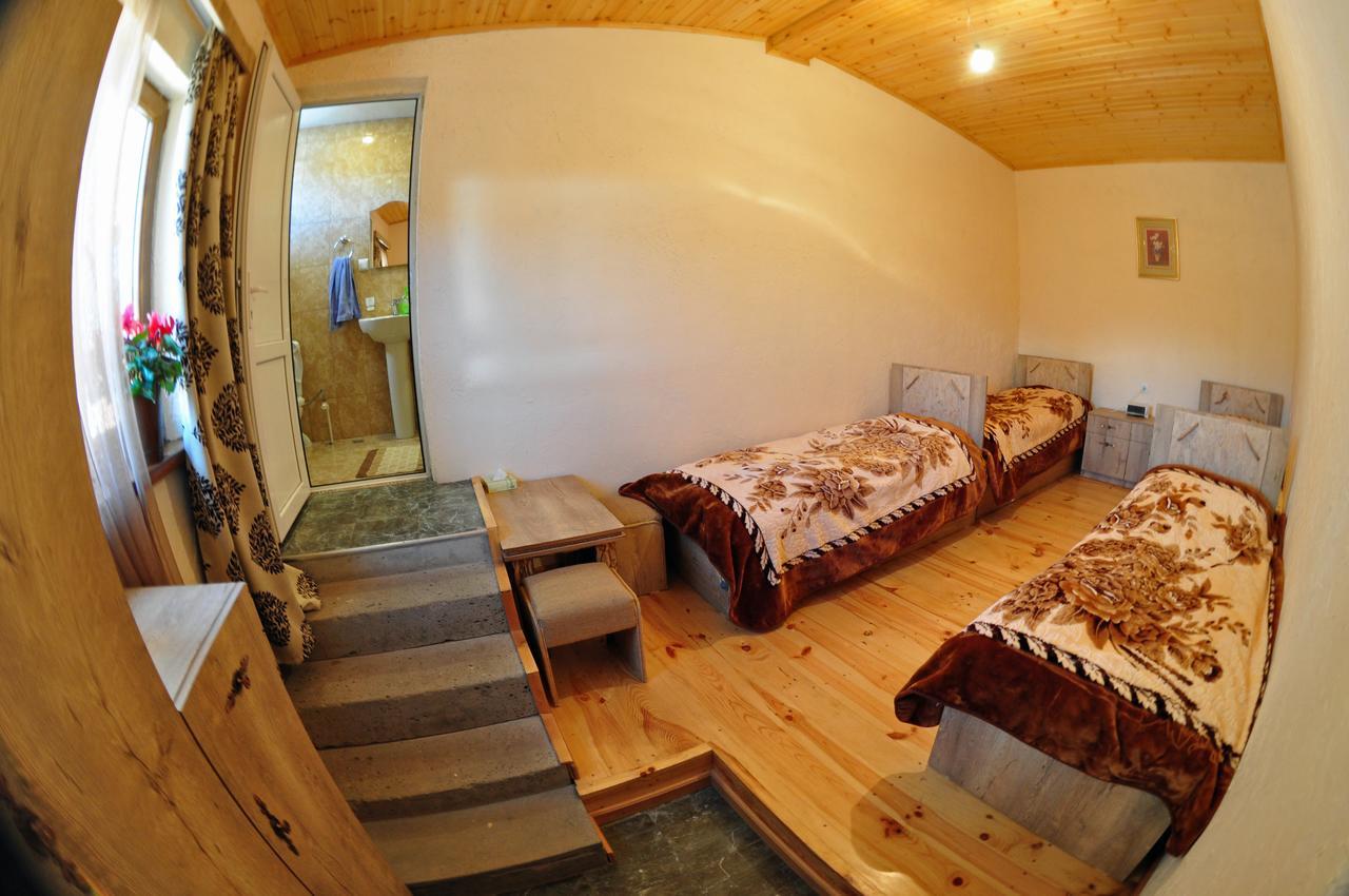 Saro B&B And Safari Tours Tat'ev Bagian luar foto