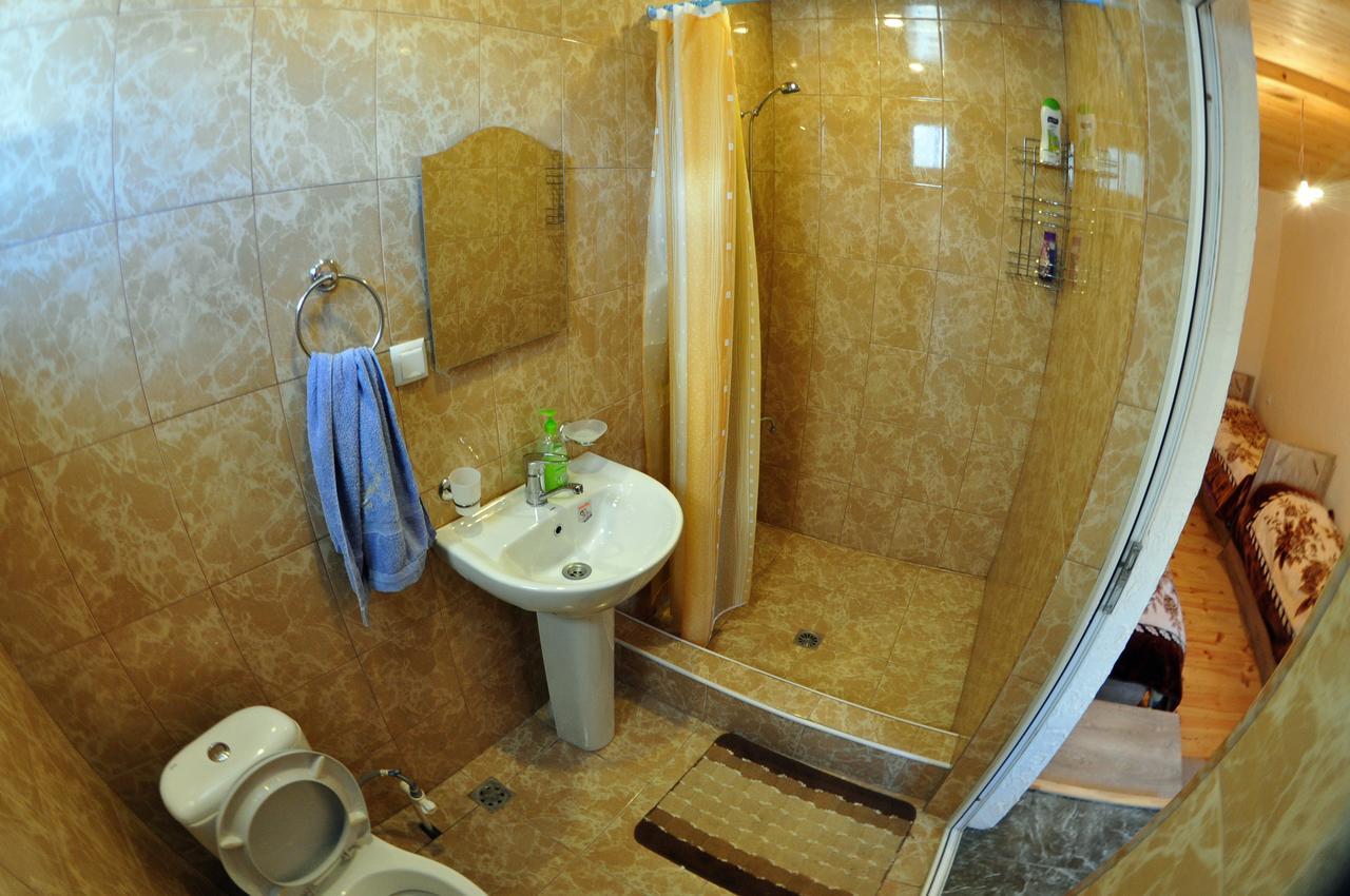 Saro B&B And Safari Tours Tat'ev Bagian luar foto
