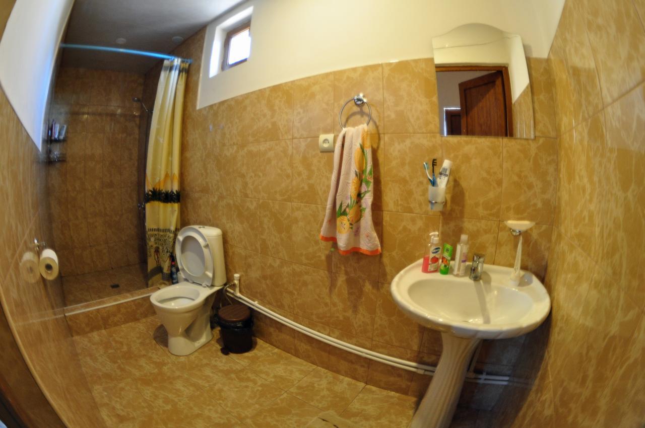 Saro B&B And Safari Tours Tat'ev Bagian luar foto